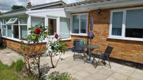Beautiful 3-Bed Bungalow Kessingland rural retreat